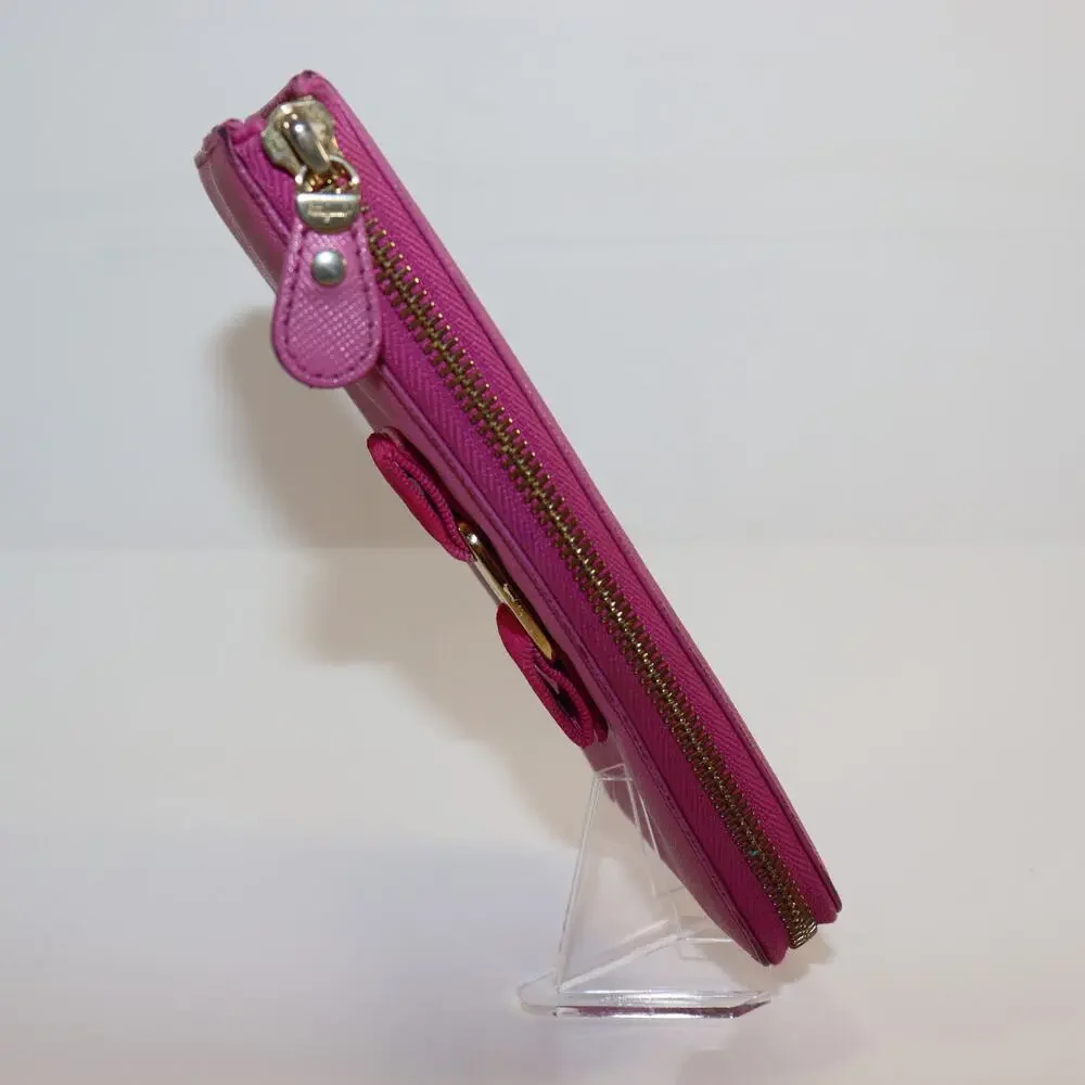 Salvatore Ferragamo Pink Leather Zip Wallet with Bow – Made in‎ Italy